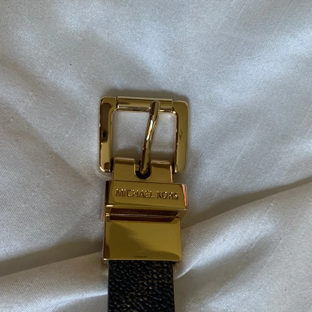 Michael Kors Brown Logo Print Skinny Belt sz M/L